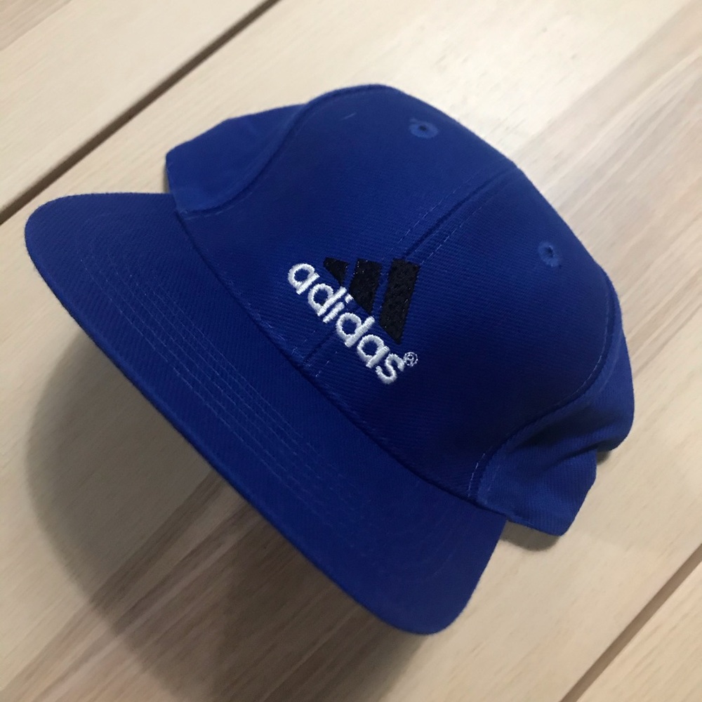 Vintage 90s DS‎ Adidas Spell Out Snapback Logo